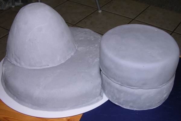 Fraggle Cake - In the Making - Building