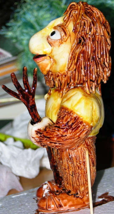 Fraggle Cake - In the Making - Painting Gorg